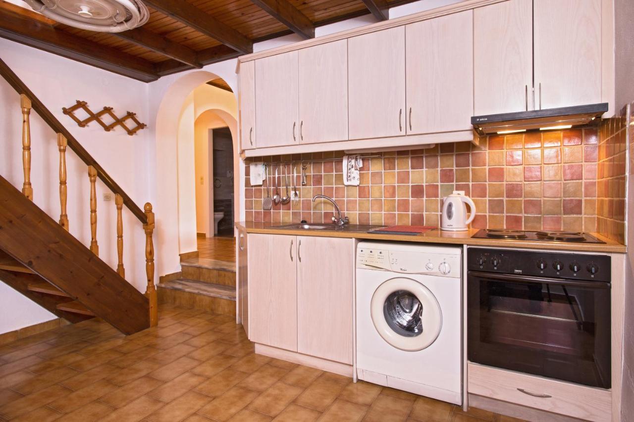 Villa Bacchus Kassiopi Corfu ภายนอก รูปภาพ