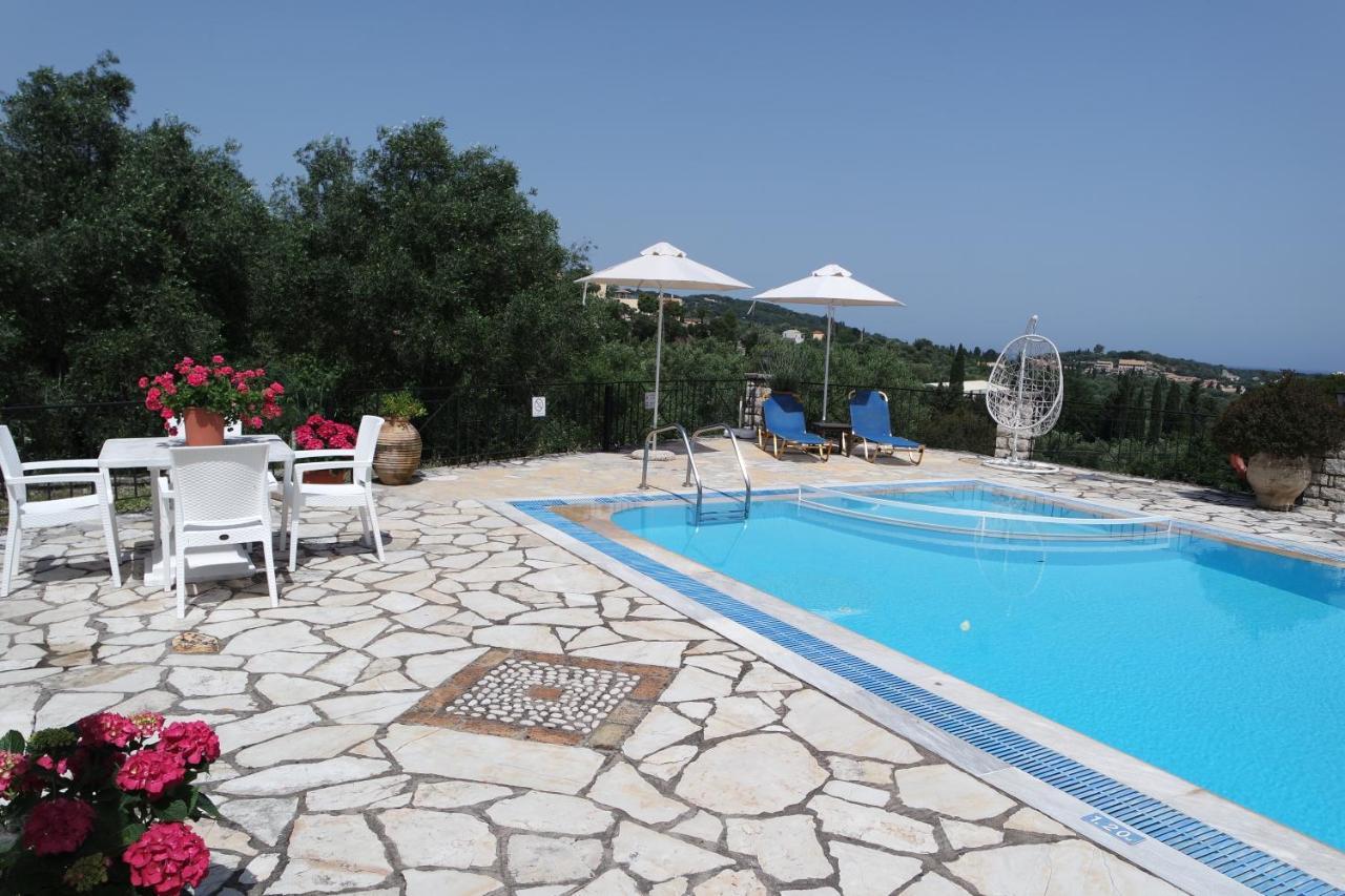 Villa Bacchus Kassiopi Corfu ภายนอก รูปภาพ