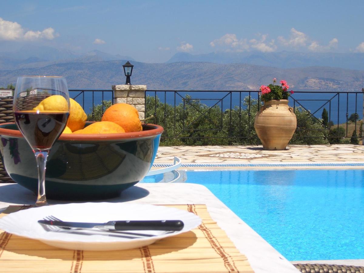 Villa Bacchus Kassiopi Corfu ภายนอก รูปภาพ