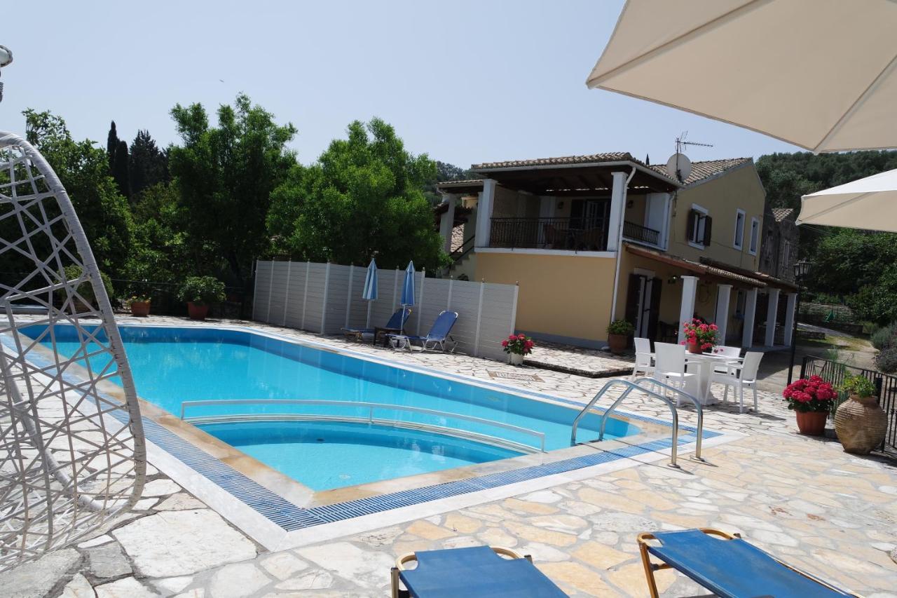 Villa Bacchus Kassiopi Corfu ภายนอก รูปภาพ